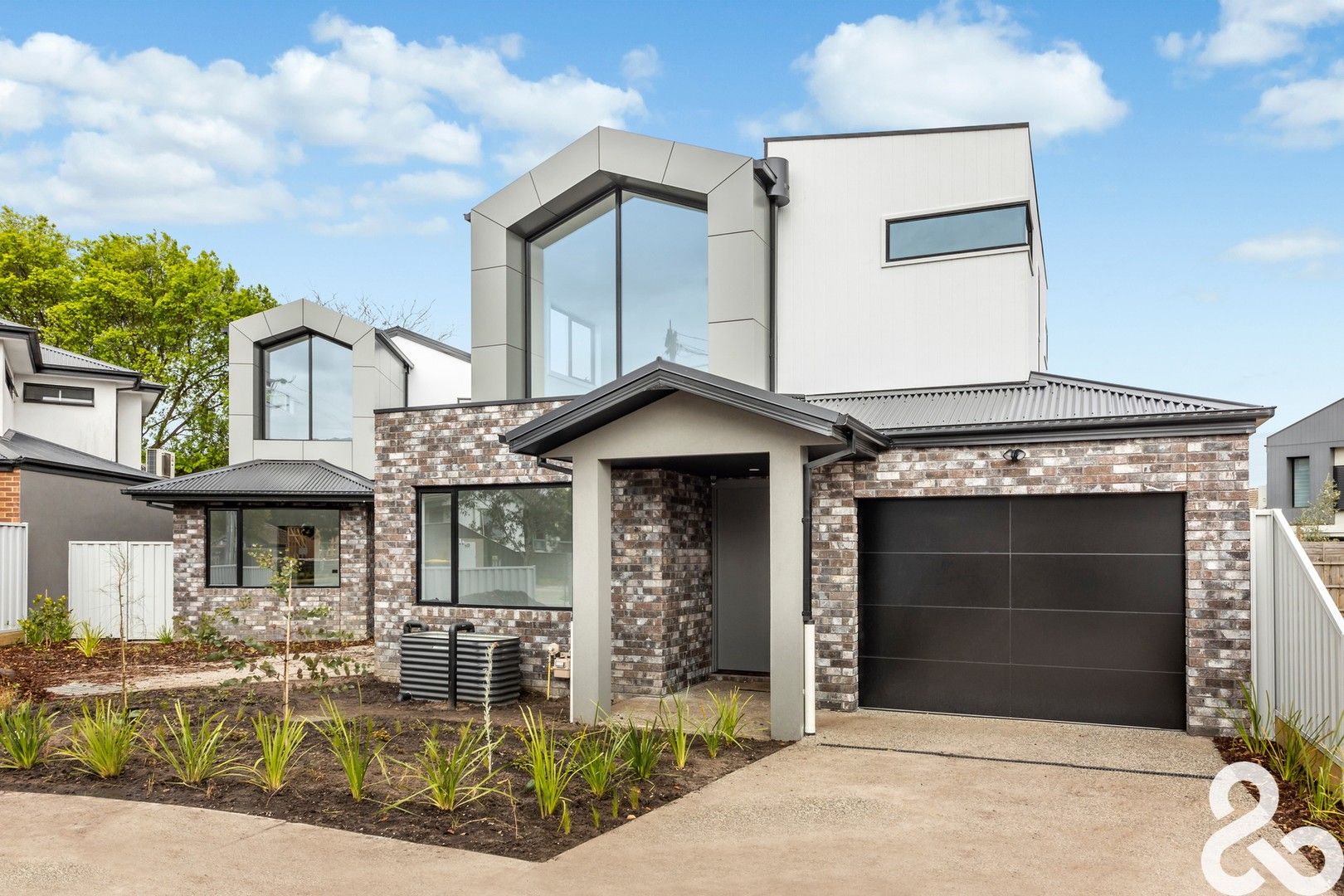 4 bedrooms Townhouse in 1/80 Alston Street THORNBURY VIC, 3071