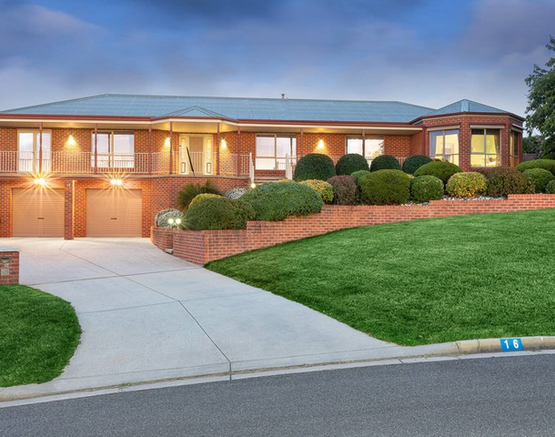 16 Pinewood Drive, Ballarat North VIC 3350