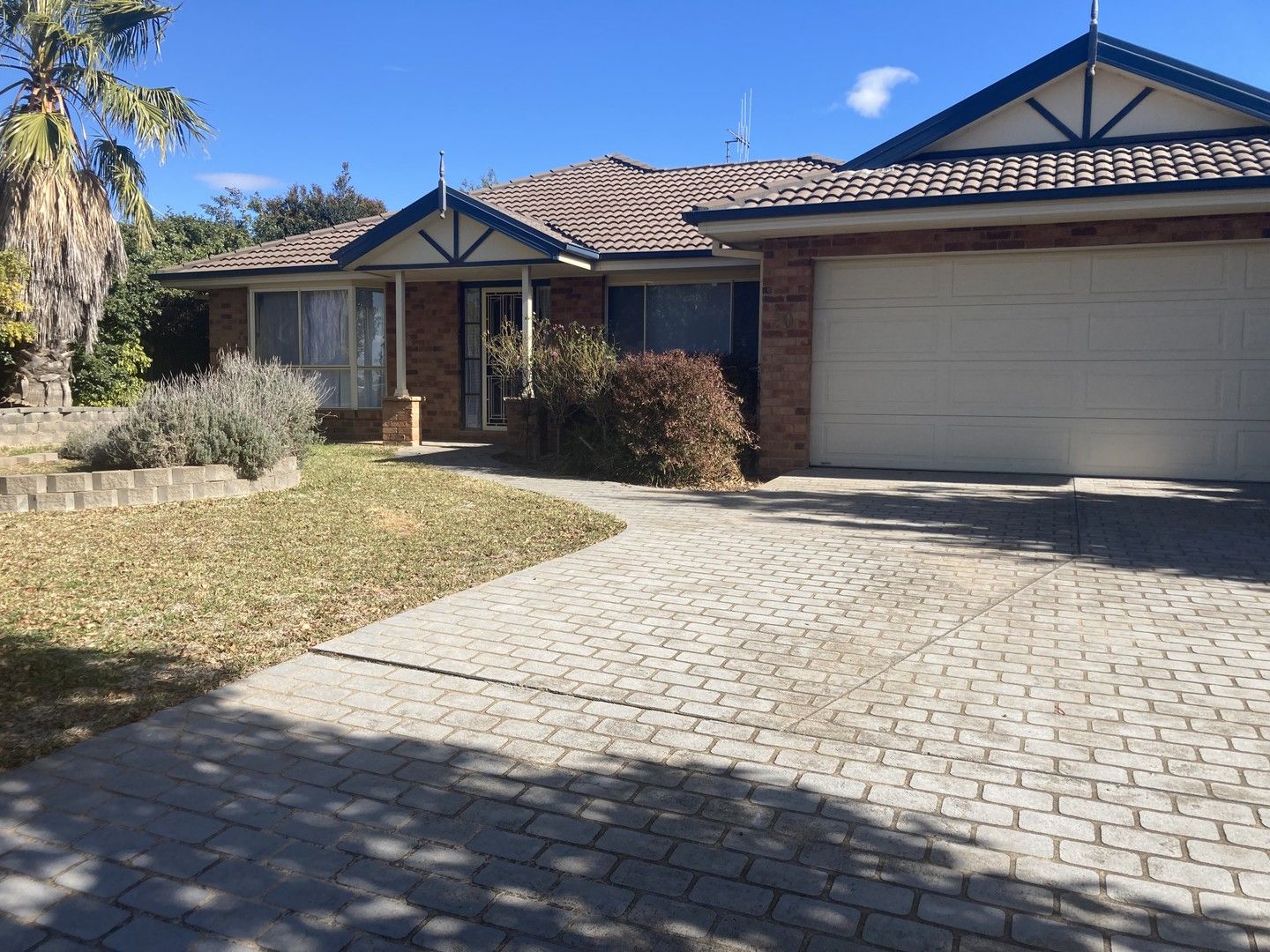 3 bedrooms House in 20 Jubilee Street PARKES NSW, 2870