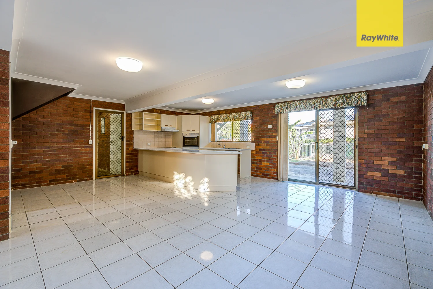 Additional image 8 of 19 Doone St, Macgregor QLD 4109