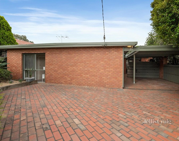 35 Victor Crescent, Forest Hill VIC 3131