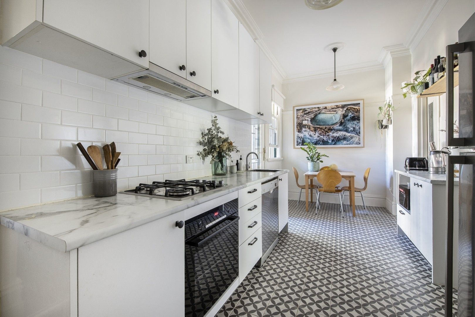 2 bedrooms Apartment / Unit / Flat in 2/42 Cambridge Street STANMORE NSW, 2048