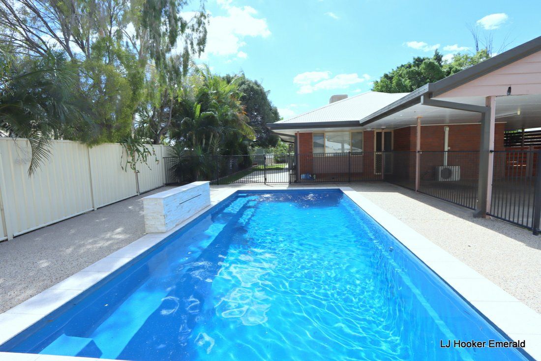 36 Bridgeman Street,, Emerald QLD 4720, Image 2