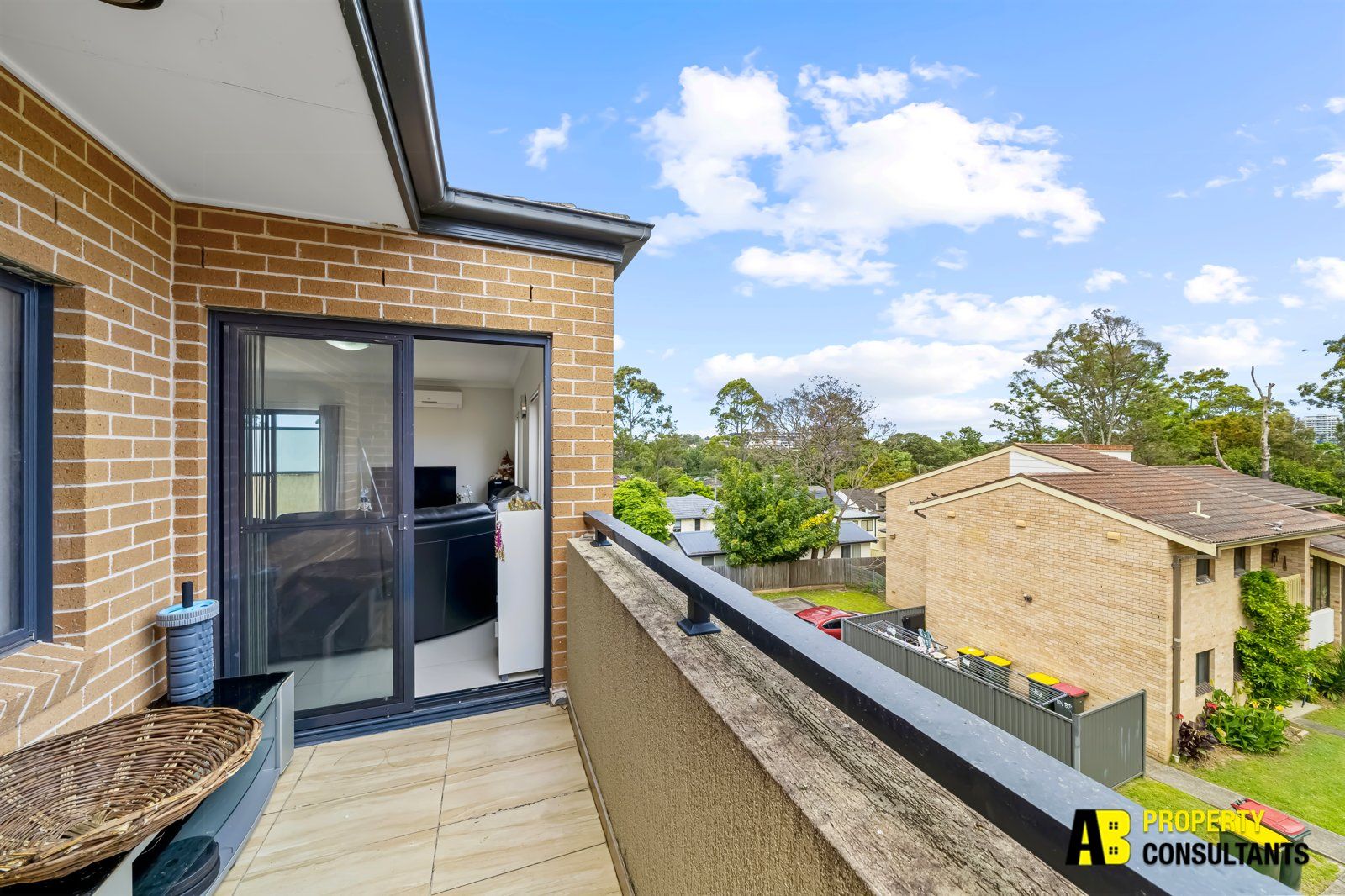 2 bedrooms Apartment / Unit / Flat in 4/78-80 Barbara Boulevard SEVEN HILLS NSW, 2147