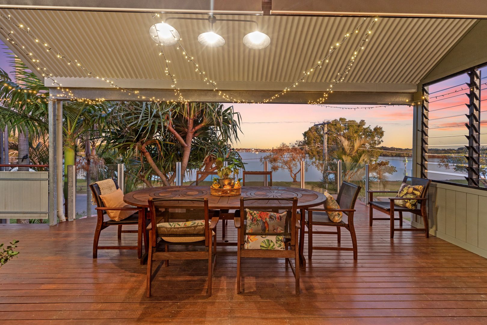 Sold 76 Boykambil Esplanade, Hope Island QLD 4212 on 20 Feb 2023