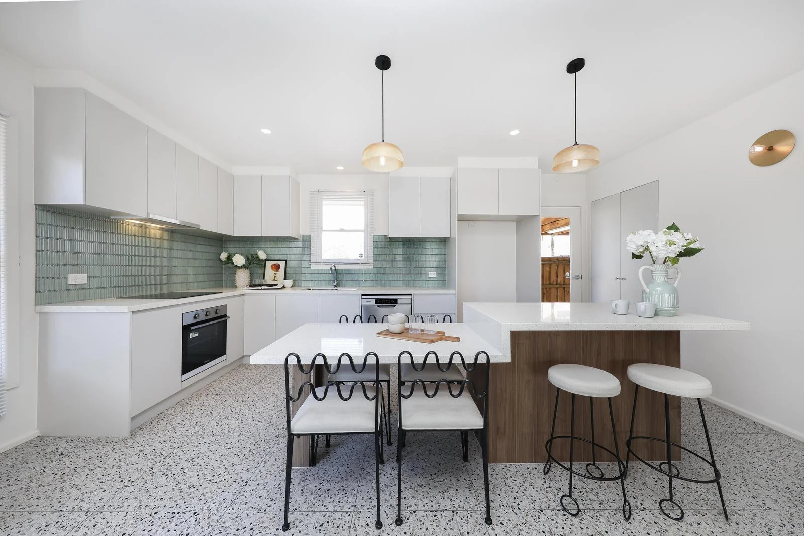 Additional image 2 of 11 Macey Avenue, Avondale Heights VIC 3034