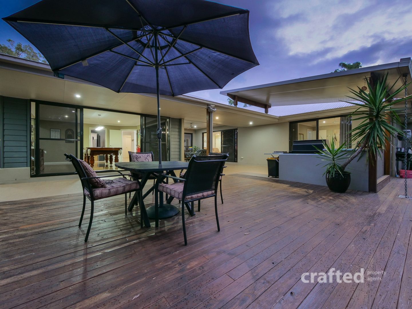 120-124 Lincoln Green Drive, Forestdale QLD 4118, Image 2