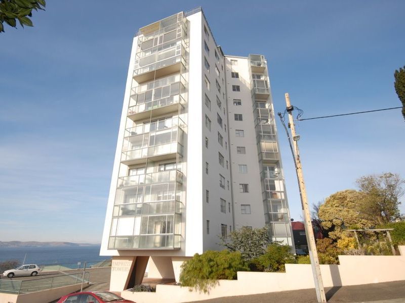 2 bedrooms Apartment / Unit / Flat in 18/1 Battery Square BATTERY POINT TAS, 7004