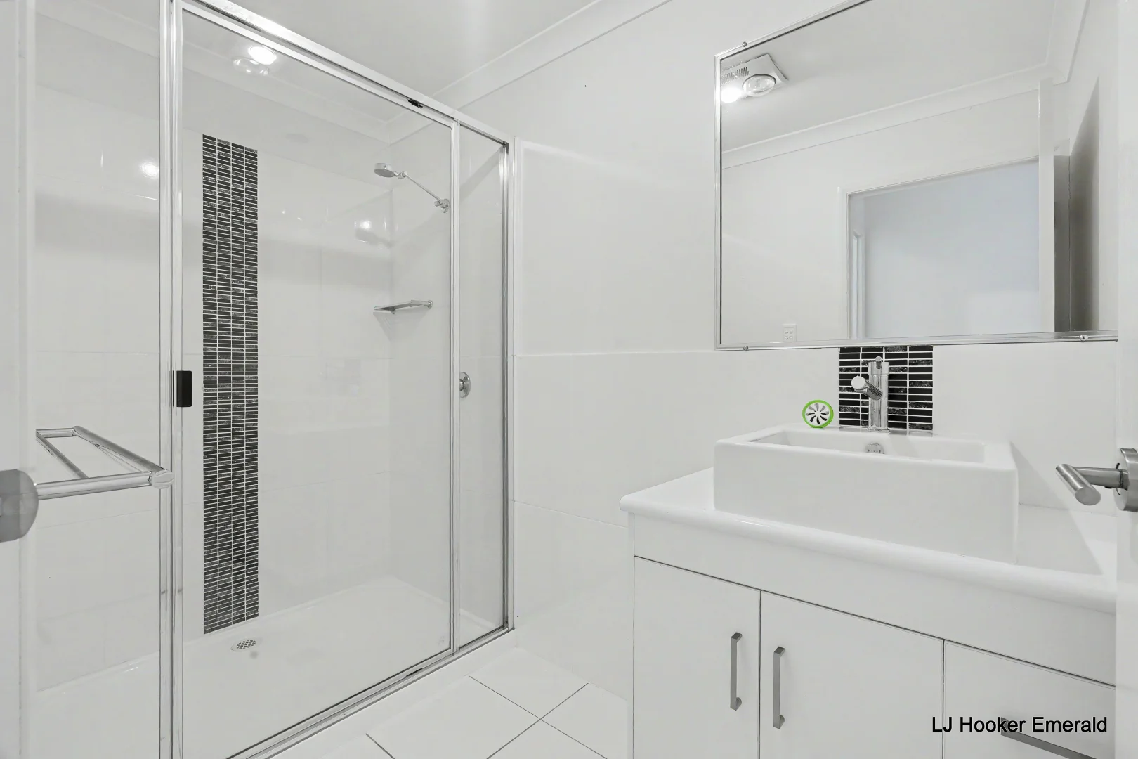 Additional image 7 of 9/44 Lakeside Drive, Emerald QLD 4720