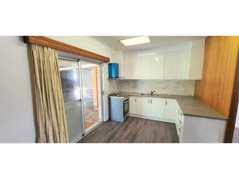 Additional image 8 of 9 Geraldton Terrace, Valley View SA 5093