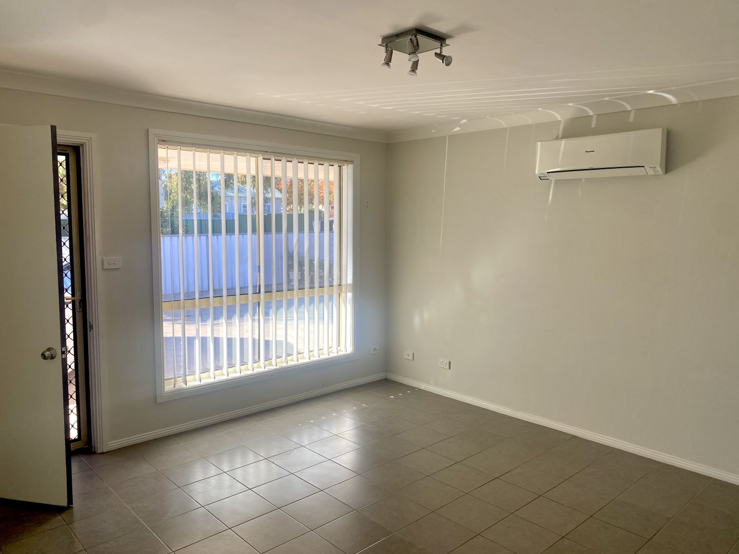 4/42 Redfern Street, Cowra NSW 2794 Apartment For Rent 260 Domain