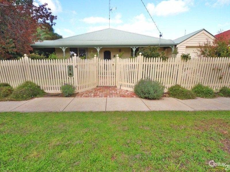 4 Yarra Street, Echuca VIC 3564, Image 0