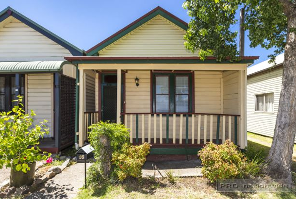 35 Graham Road, Broadmeadow NSW 2292