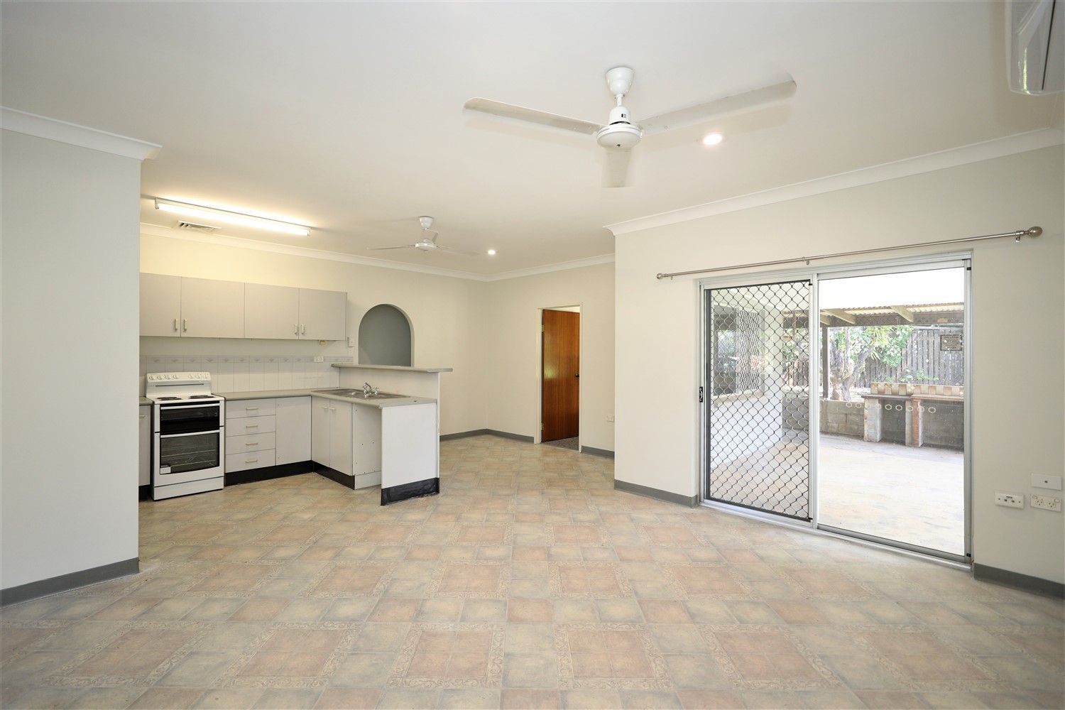2 Mermaid Close, Bentley Park QLD 4869 - House For Rent ...