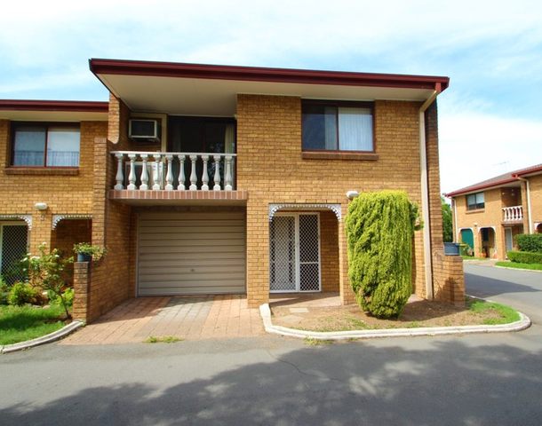 4/19 Church Street, Singleton NSW 2330