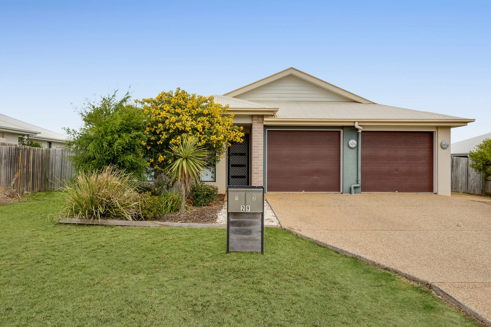 1 & 2/29 Myrtleford Crescent, Cambooya QLD 4358