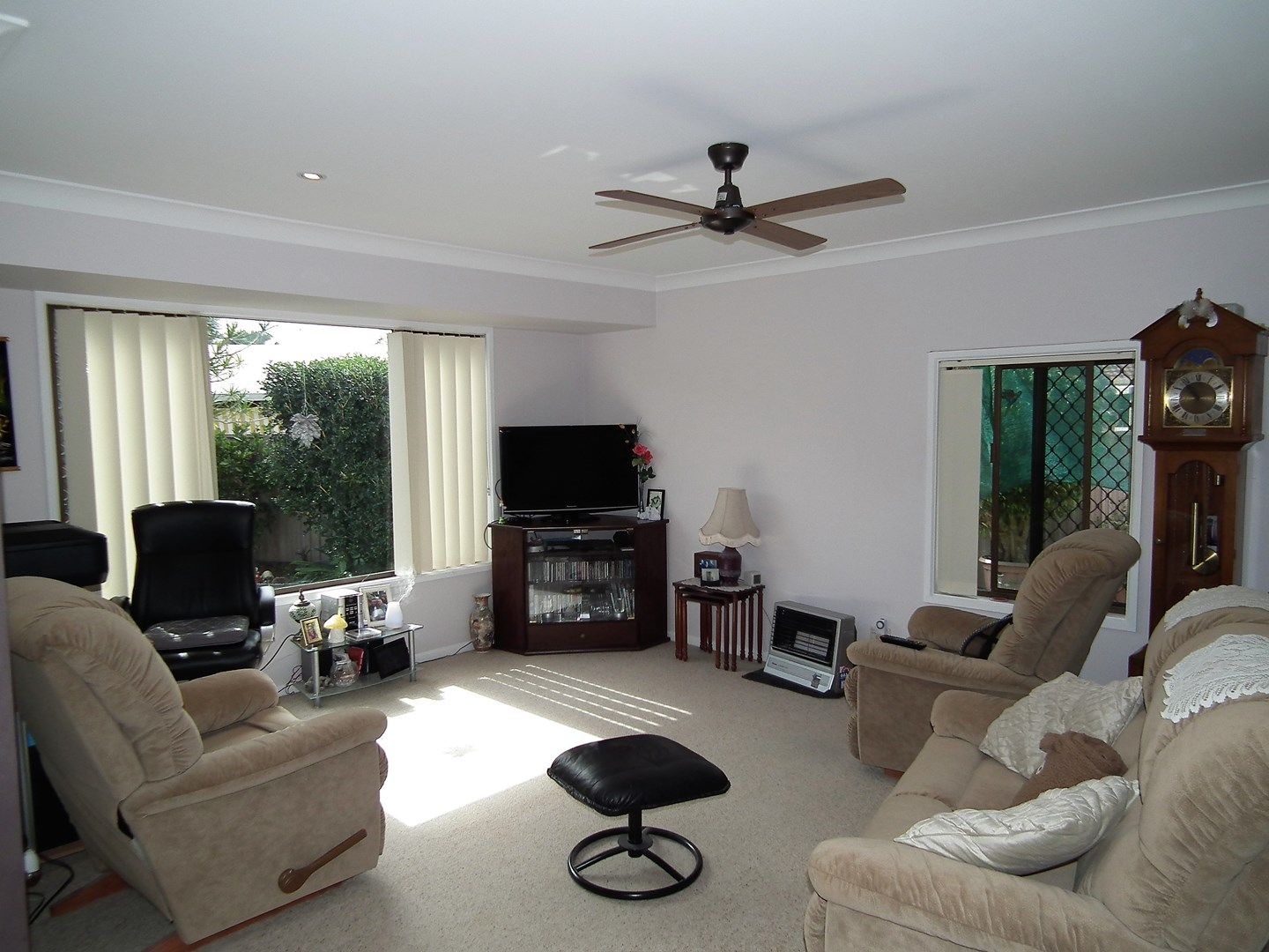 2/2 Riviera Avenue, Tweed Heads West NSW 2485, Image 1