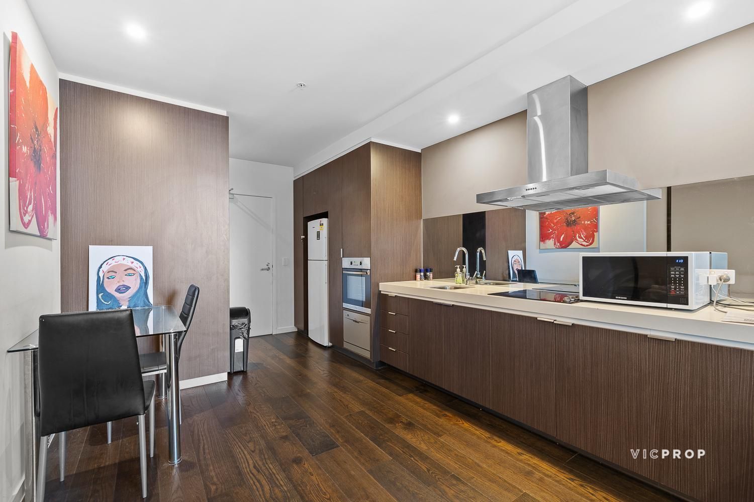 1708/11 Rose Lane, Melbourne VIC 3000, Image 2