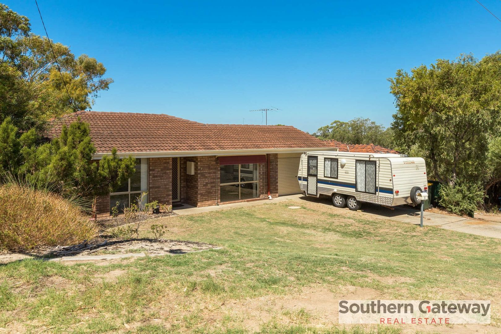 8 Jacques Place, Orelia WA 6167, Image 2