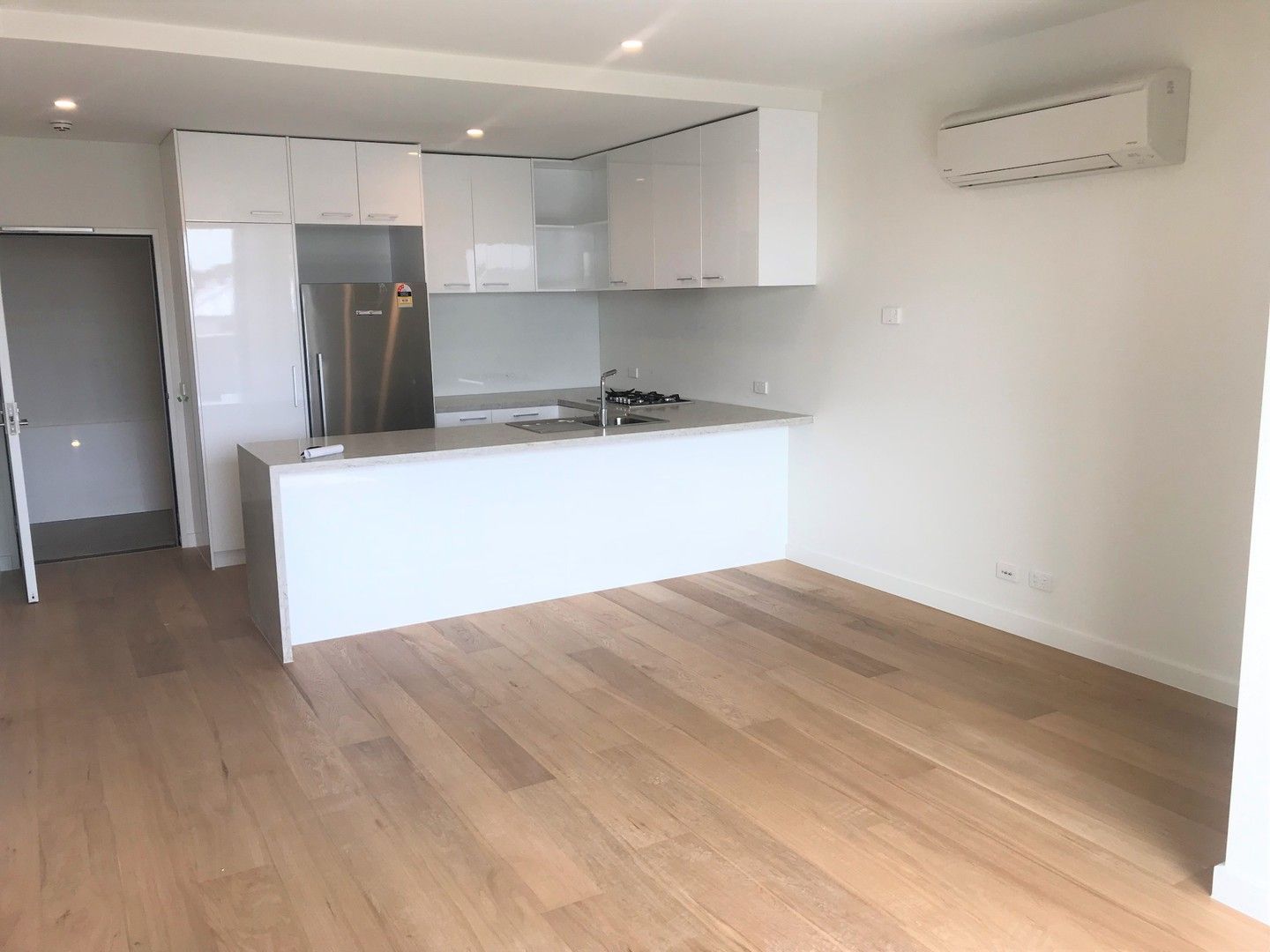 2 bedrooms Apartment / Unit / Flat in 203/358 Moreland Road BRUNSWICK WEST VIC, 3055