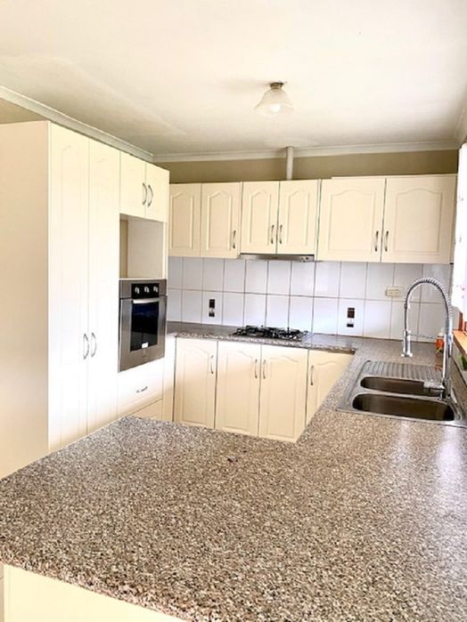 4 bedrooms House in 19 Viney Street CLARINDA VIC, 3169