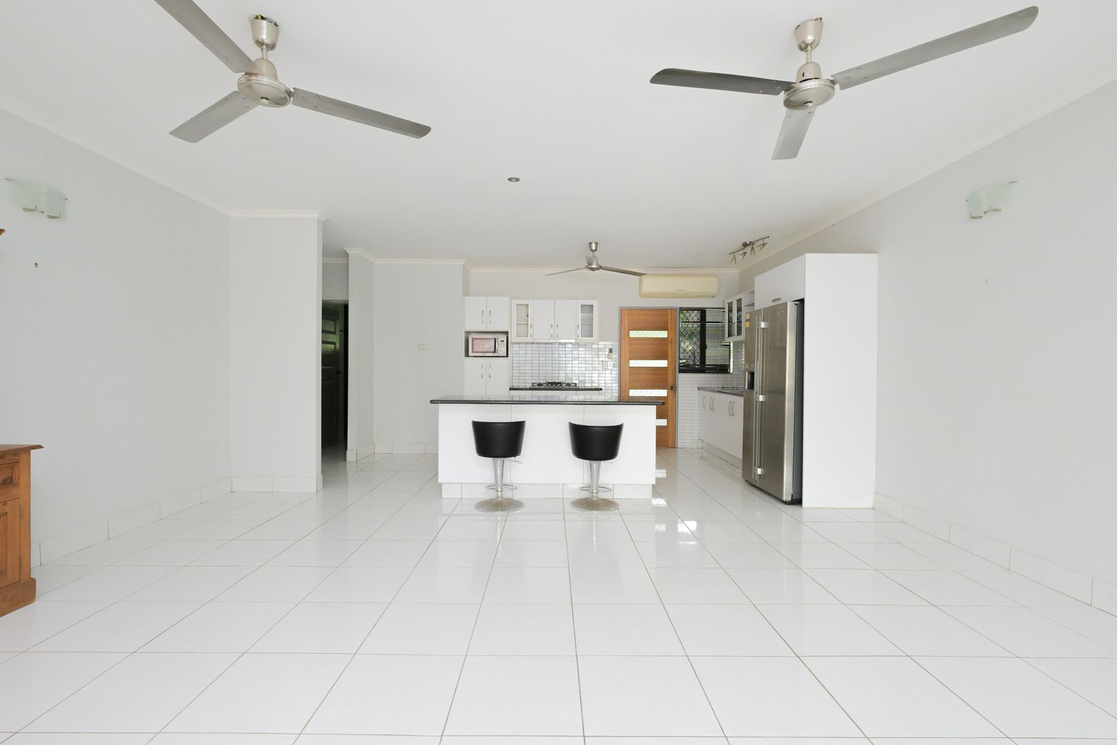 2/2 Shoal Court, Leanyer NT 0812, Image 2