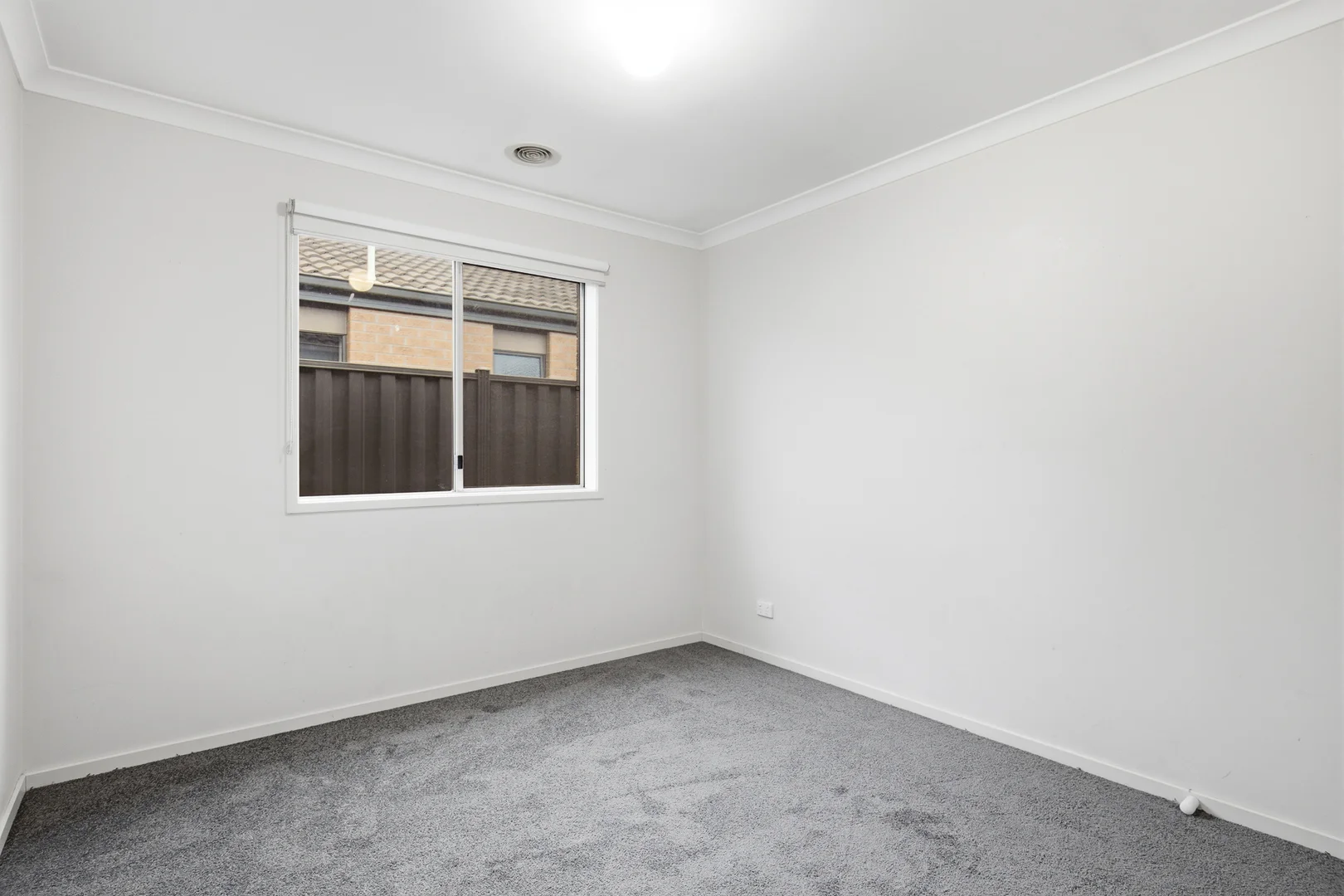 Additional image 5 of 31 Weavers Street, Manor Lakes VIC 3024