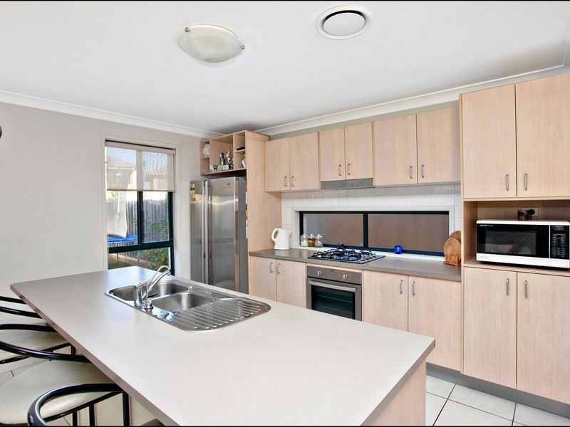 32 Dunlop Ave, Ropes Crossing NSW 2760, Image 1