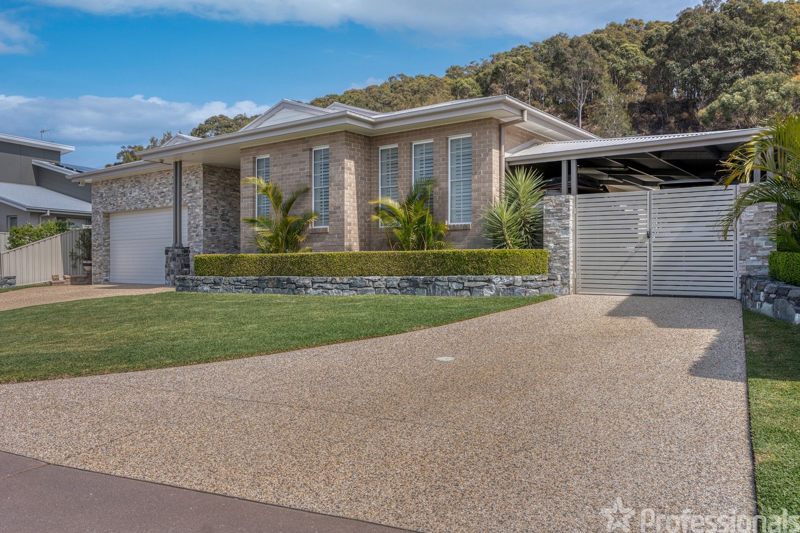 32 Wirrana Circuit, Forster NSW 2428, Image 0