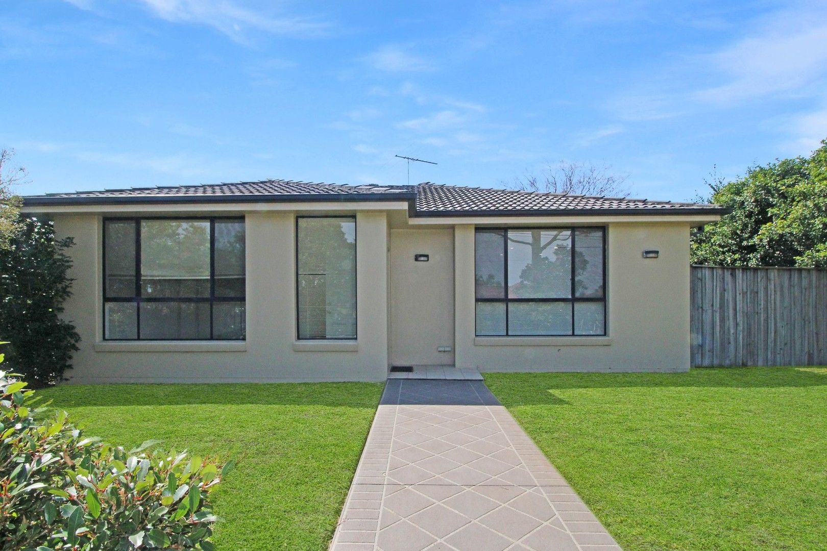 3 bedrooms Villa in 1/43 Trevitt Road NORTH RYDE NSW, 2113