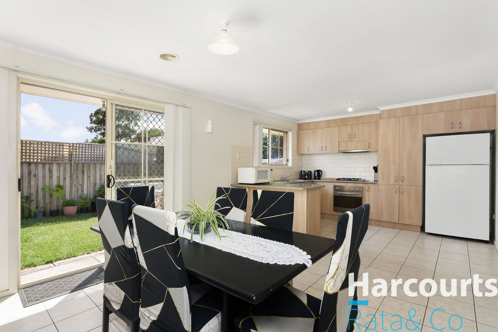 10 San Marco Place, Mill Park VIC 3082, Image 2