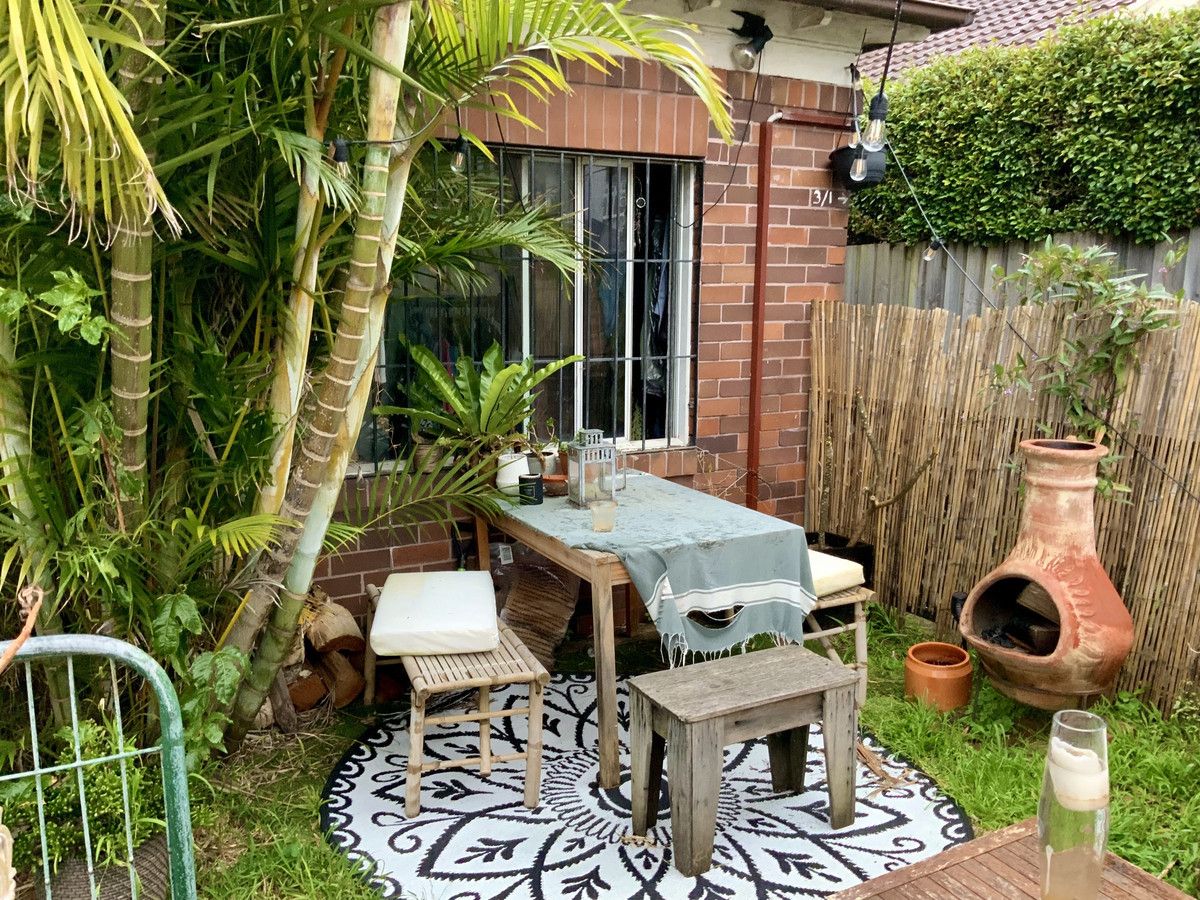1 bedrooms Apartment / Unit / Flat in 4/2-4 Boonara Avenue BONDI NSW, 2026