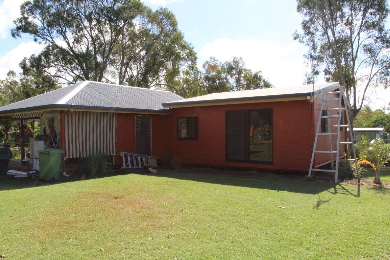 21 Margaret Street, St Lawrence Property History & Address Research