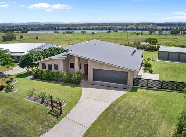 12 Nairn Terrace, Junction Hill NSW 2460