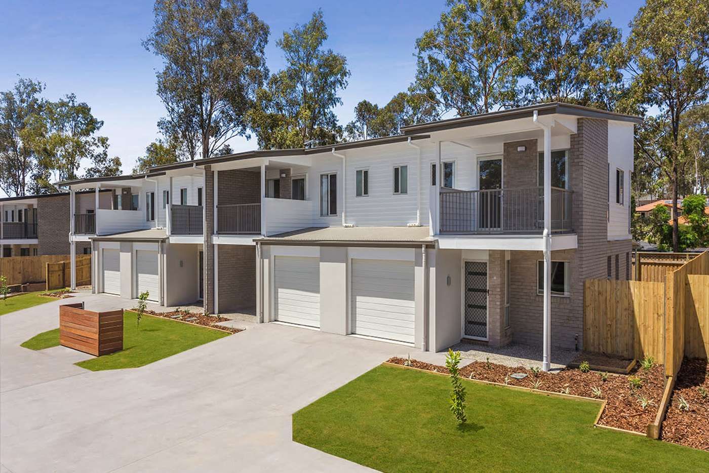 7/3 Broadleaf Parade, Redbank Property History & Address Research