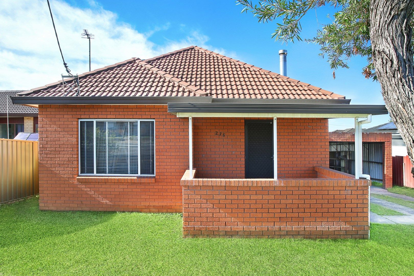 235 Shellharbour Road, Barrack Heights NSW 2528, Image 1