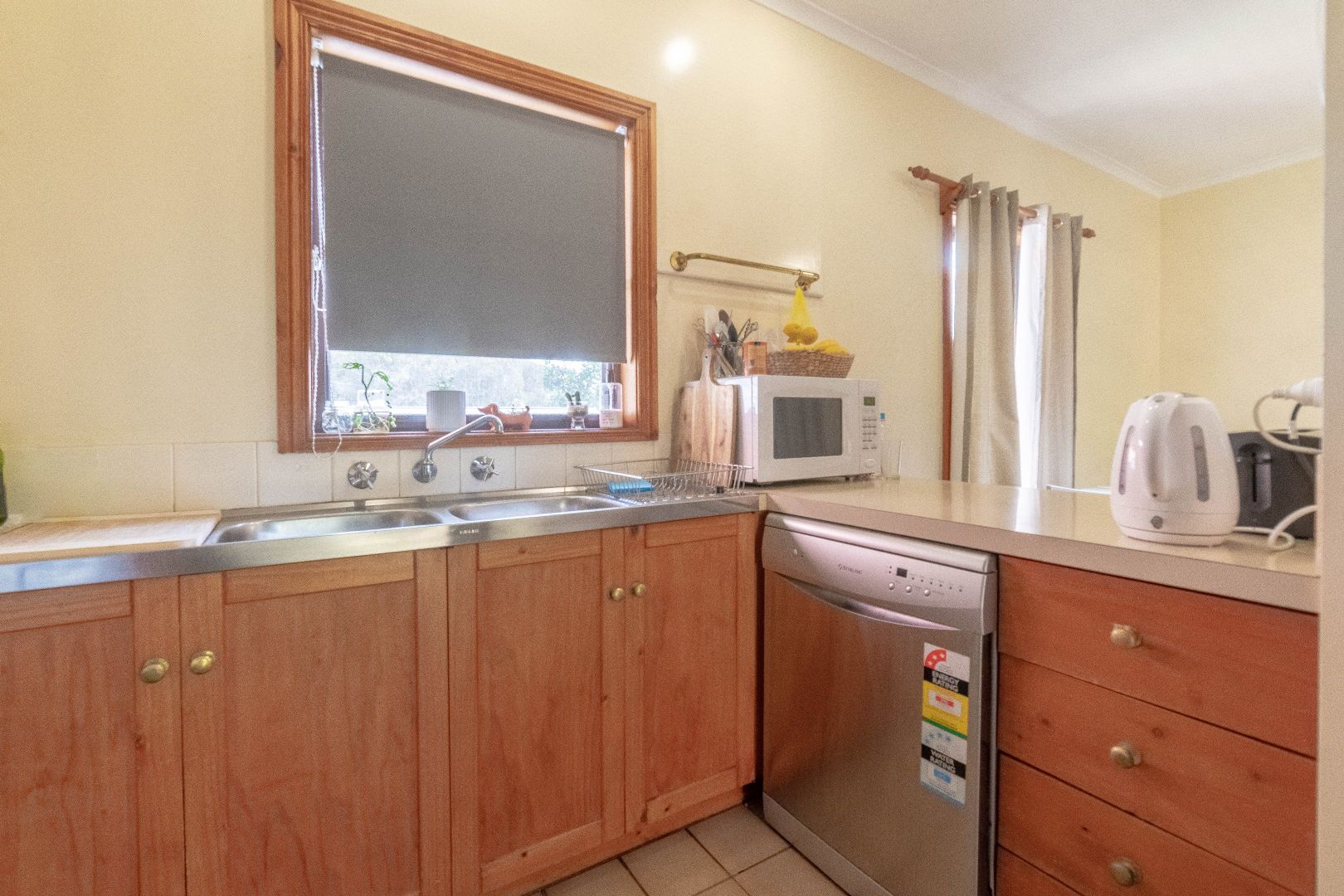 36 Harley Street, Strathdale VIC 3550, Image 2