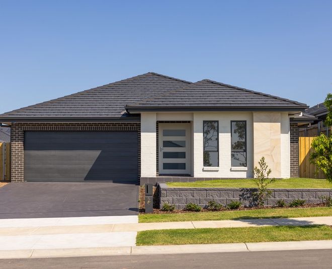 Picture of 5 Lucan Street, Chisholm