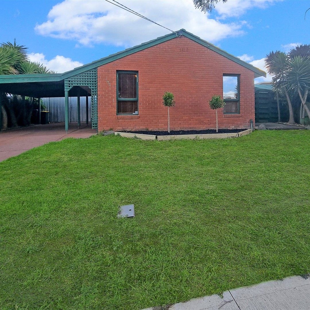 3 bedrooms House in 3 Queensbury Way WERRIBEE VIC, 3030