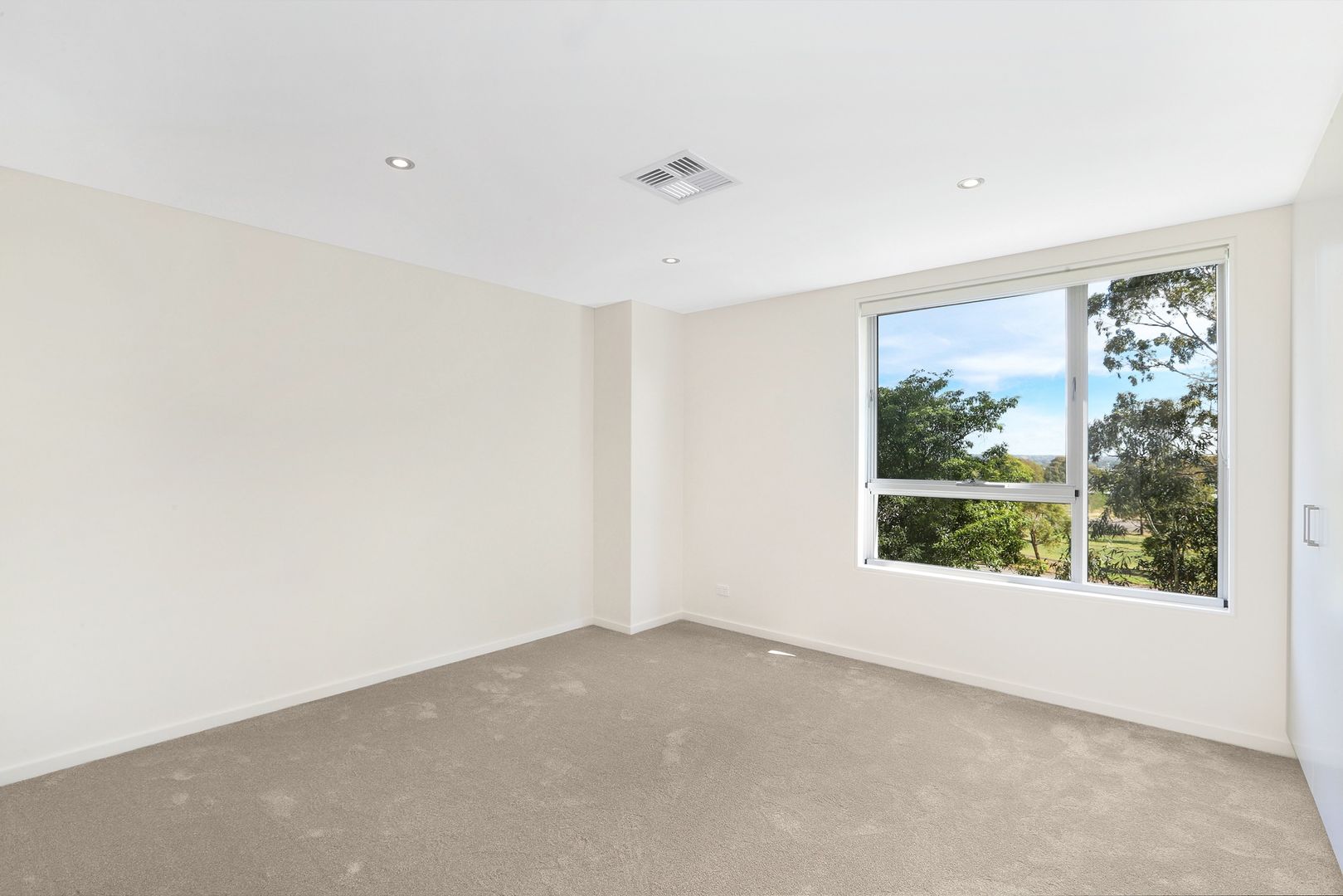 20/131-135 Willarong Road, Caringbah NSW 2229, Image 2