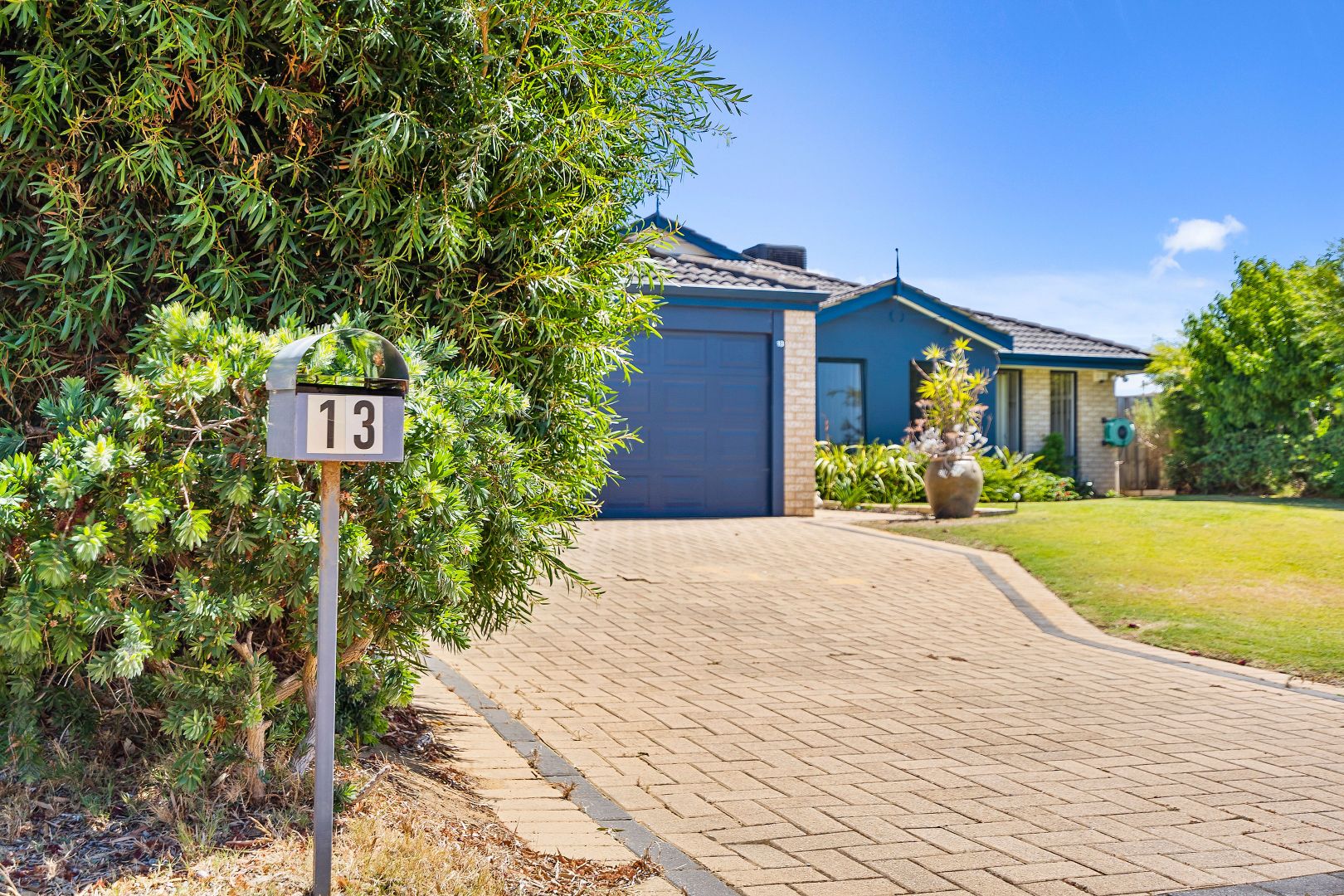 13 Argyle Fairway, Lakelands WA 6180, Image 2