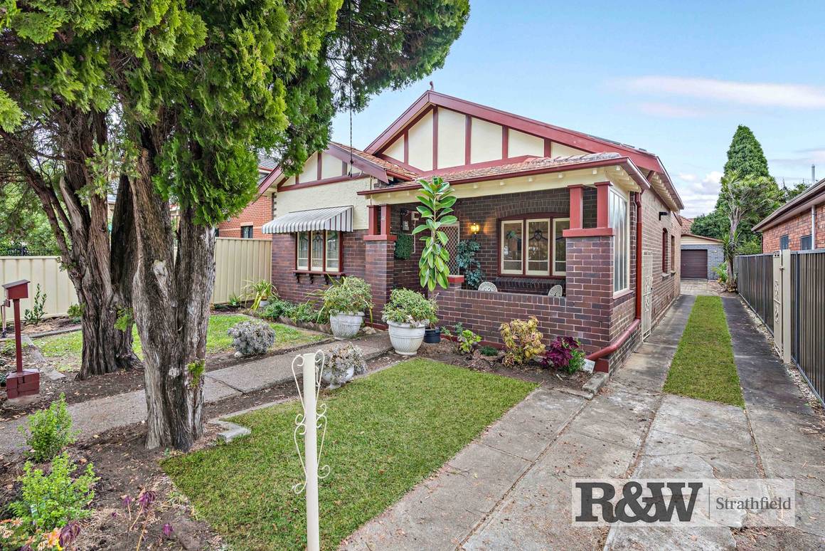 Picture of 41 CHELTENHAM ROAD, CROYDON NSW 2132