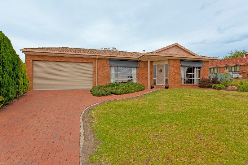 7 Scullin Court Wodonga Vic 3690 House For Rent 375 00 Domain