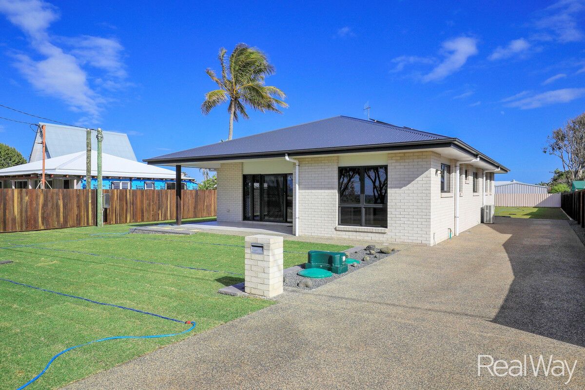 3 bedrooms House in 16 Esplanade ELLIOTT HEADS QLD, 4670