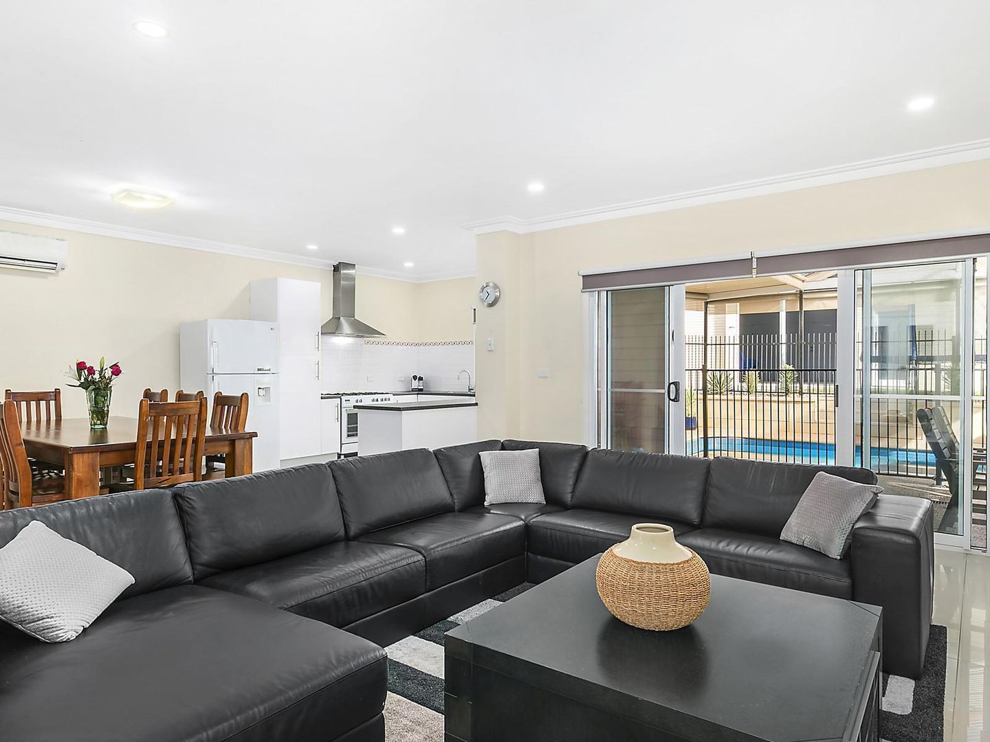 28 Alkoomi Avenue, Hamlyn Heights VIC 3215, Image 1