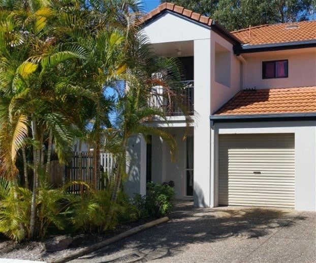 3 bedrooms Townhouse in 8/19 Harrow Place ARUNDEL QLD, 4214