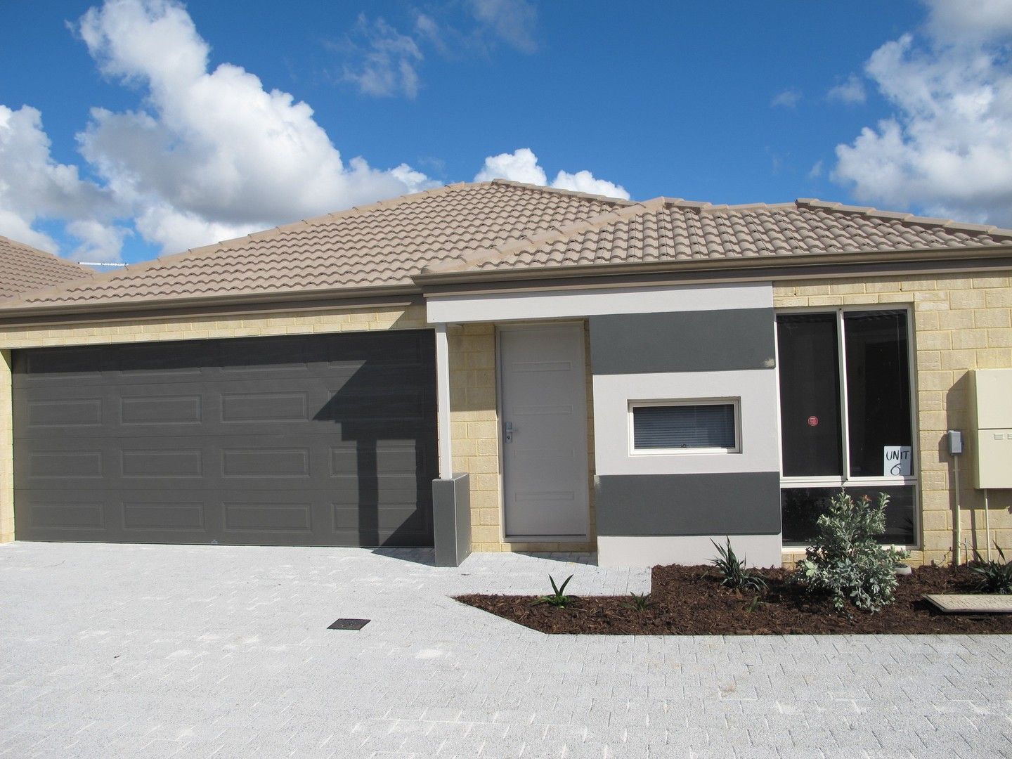 3 bedrooms Villa in 3/27 Prince Street QUEENS PARK WA, 6107