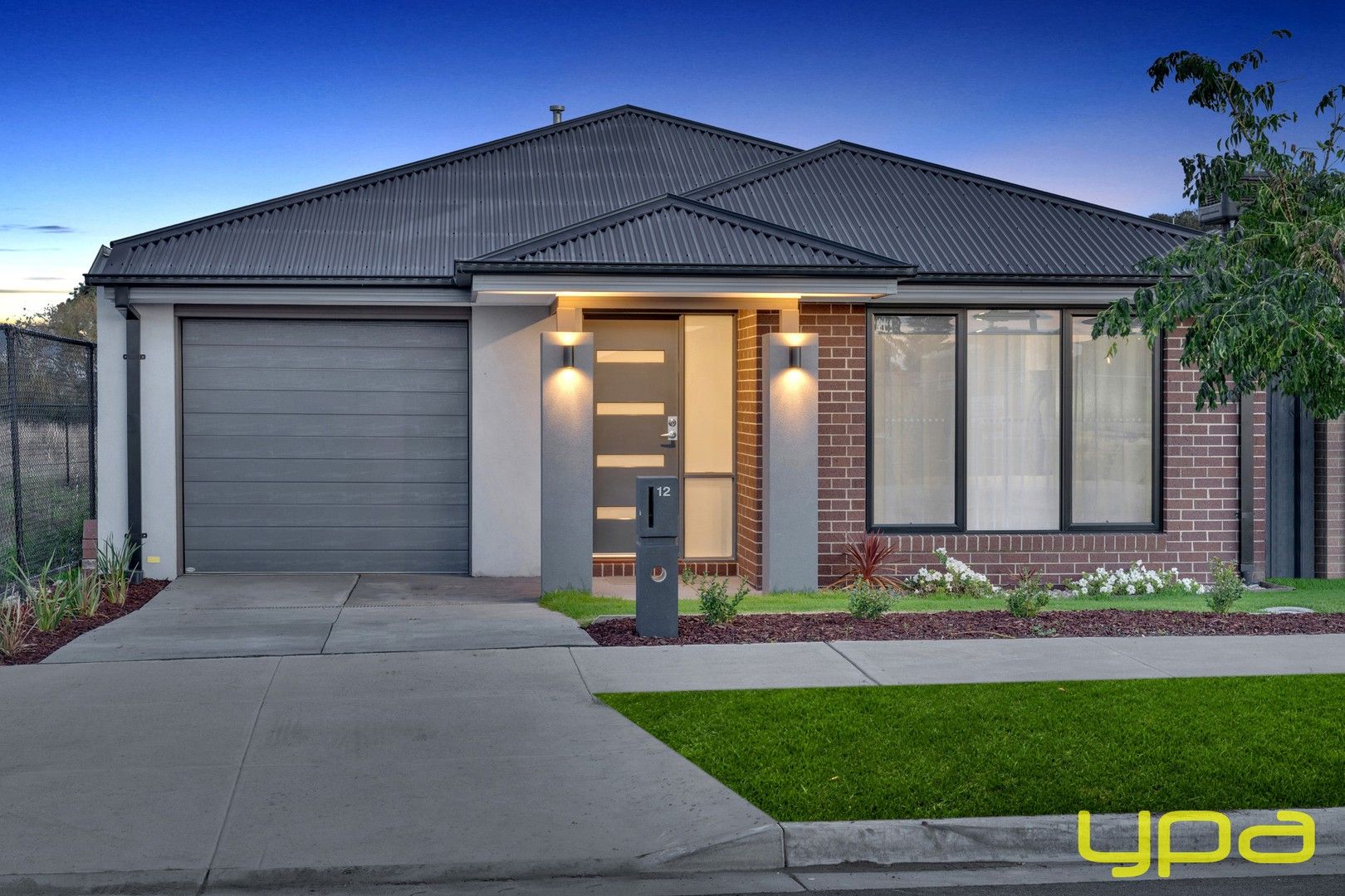 12 Redmill Terrace, Cranbourne East VIC 3977, Image 0