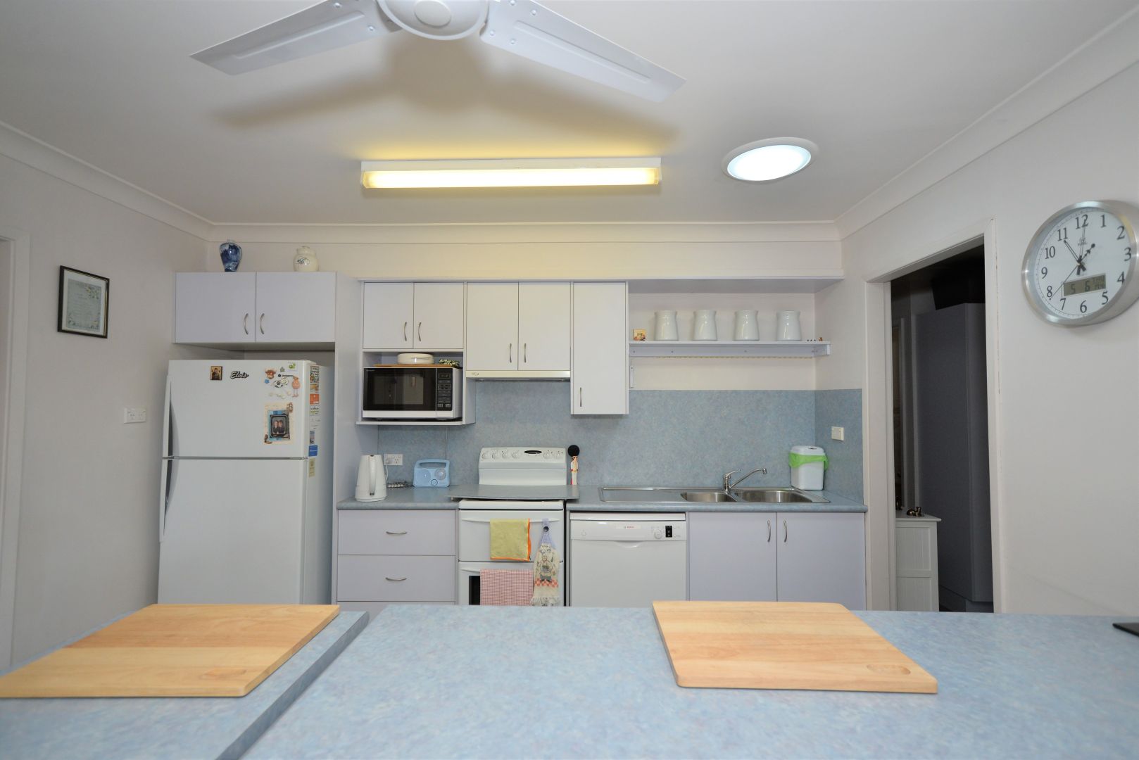 28B Dalton Street, Parkes NSW 2870, Image 2