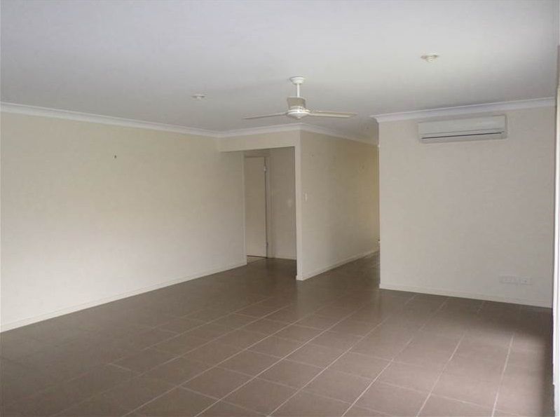 10 Brittany Crescent, Raceview QLD 4305, Image 2